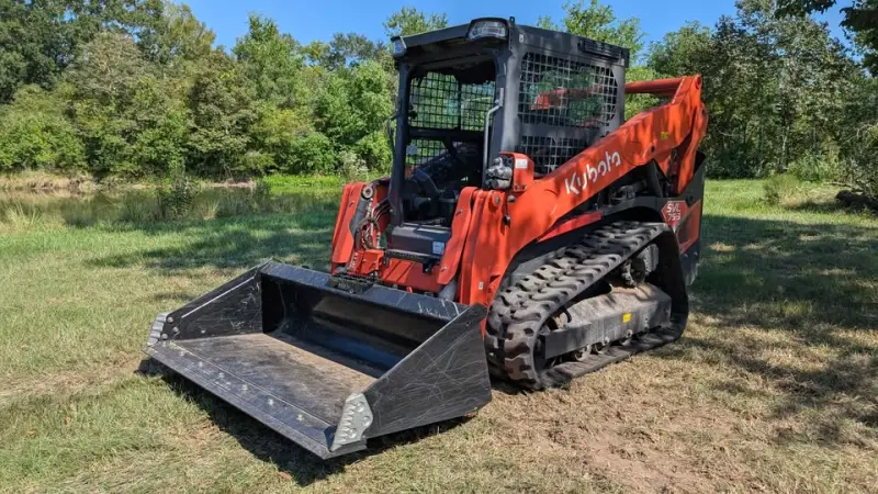 2024 Kubota SVL 75-3 + Trailer + Full Attachments photo 2