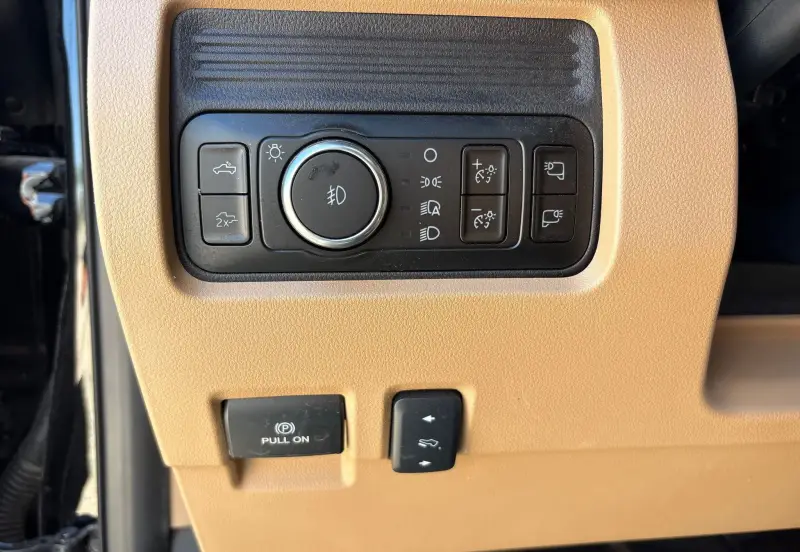 2026 Ford F350 Super Duty photo 42