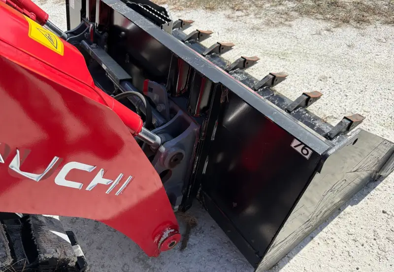 2024 Takeuchi TL10V2 photo 11