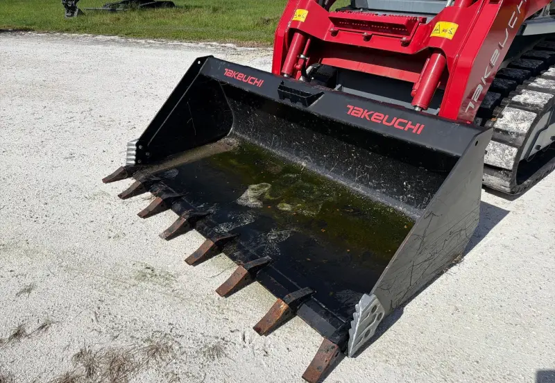 2024 Takeuchi TL10V2 photo 9