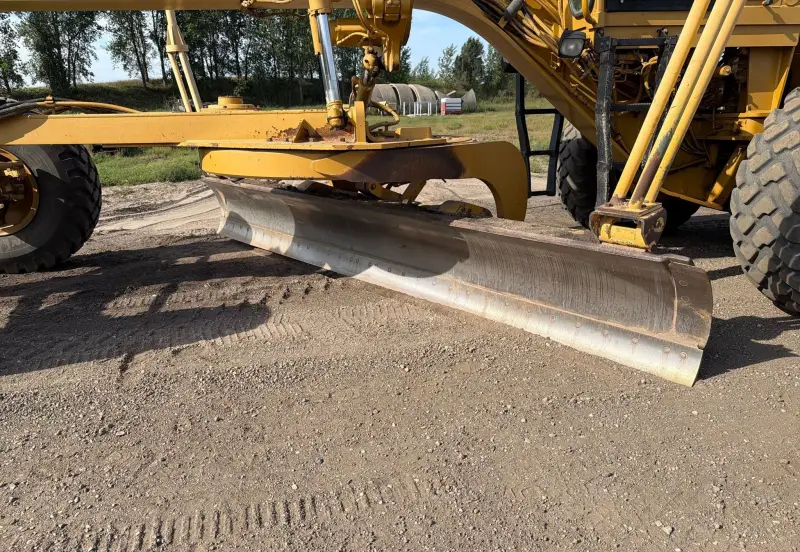 2001 Caterpillar 14H photo 11