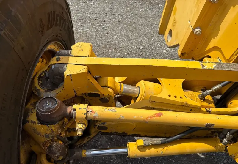 2014 John Deere 672GP photo 89