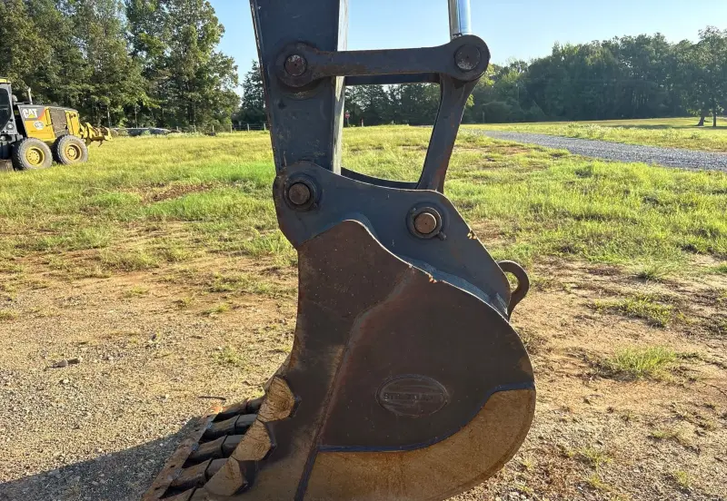 2021 John Deere 210G LC photo 22