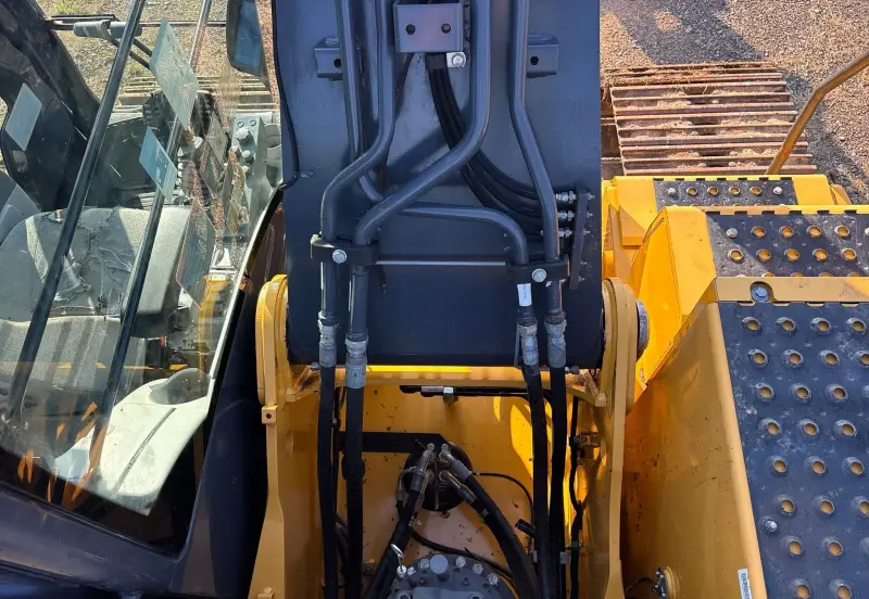 2021 John Deere 210G LC photo 36
