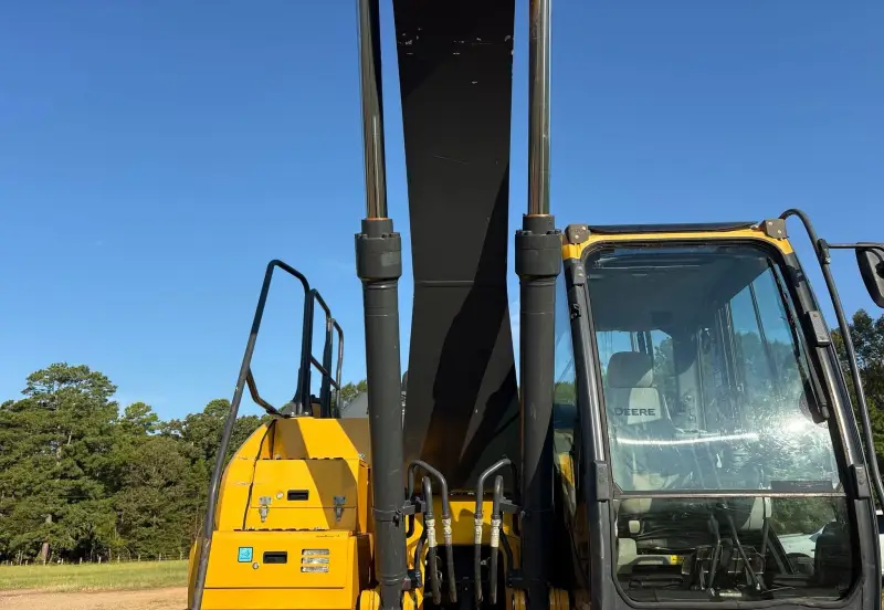 2021 John Deere 210G LC photo 14