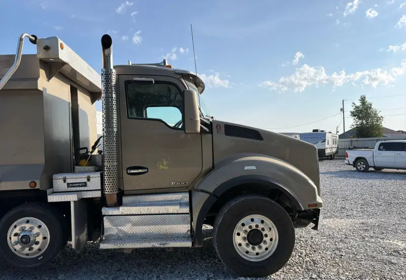 2018 Kenworth T880 photo 15