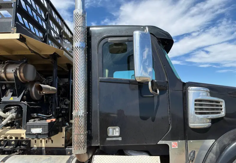 2012 Freightliner Coronado photo 63