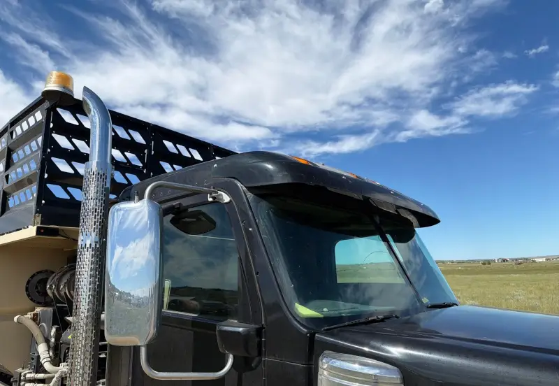 2012 Freightliner Coronado photo 11