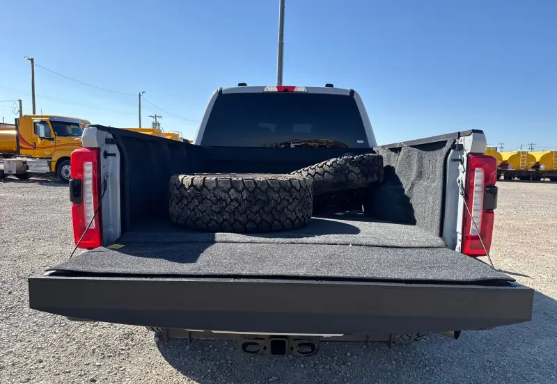 2026 Ford F250 Super Duty XLT photo 23