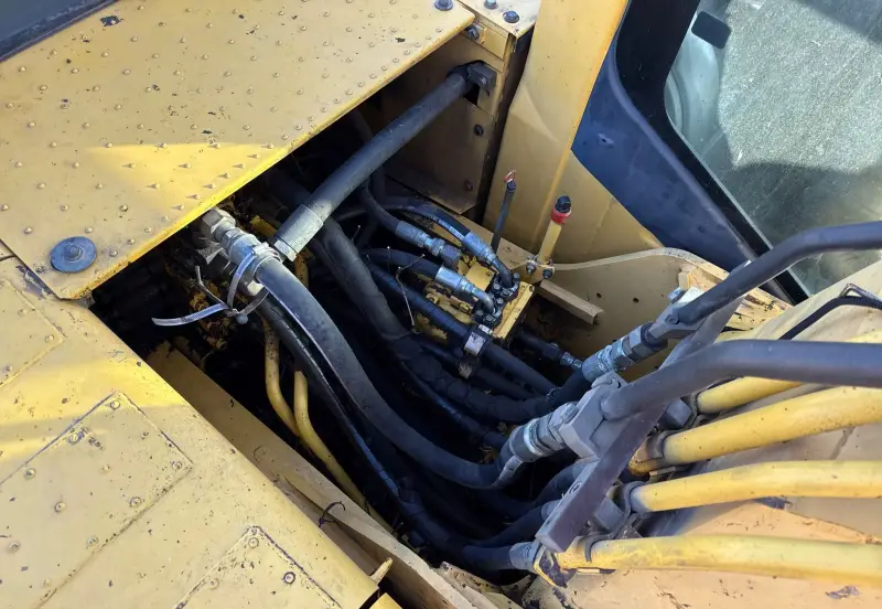 2007 Komatsu PC200LC-8 photo 33