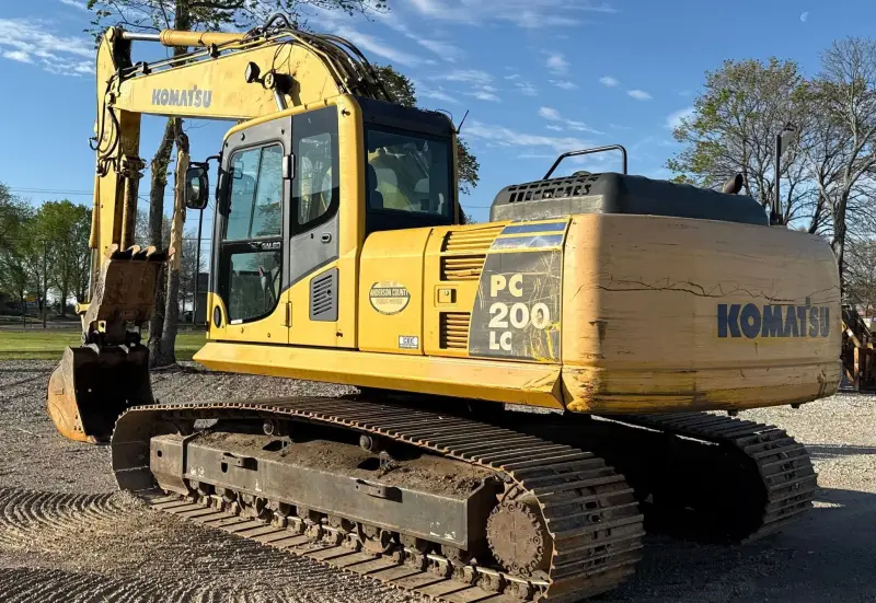2007 Komatsu PC200LC-8 photo 7