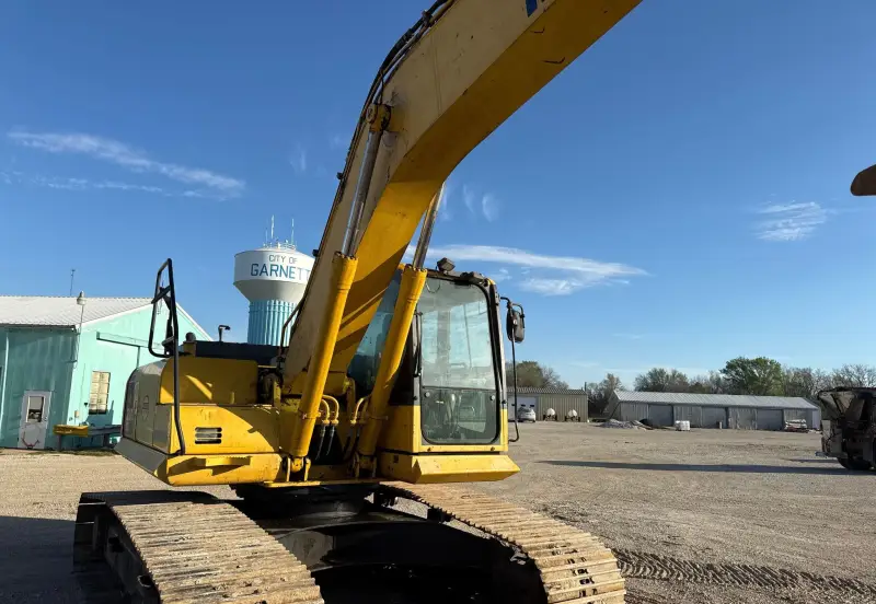 2007 Komatsu PC200LC-8 photo 21