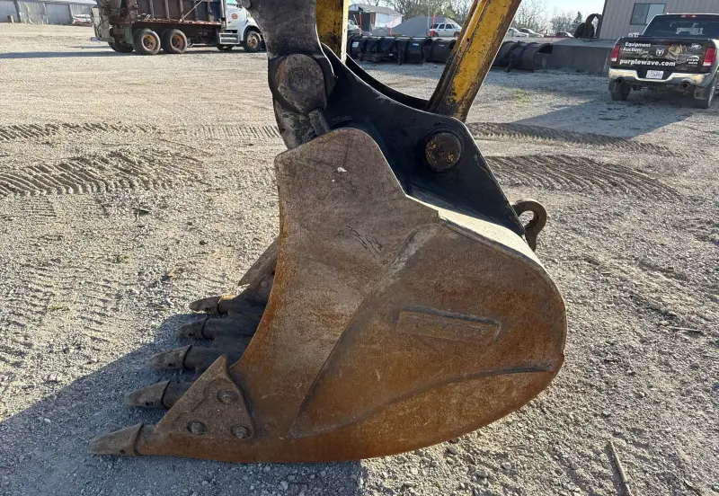 2007 Komatsu PC200LC-8 photo 15