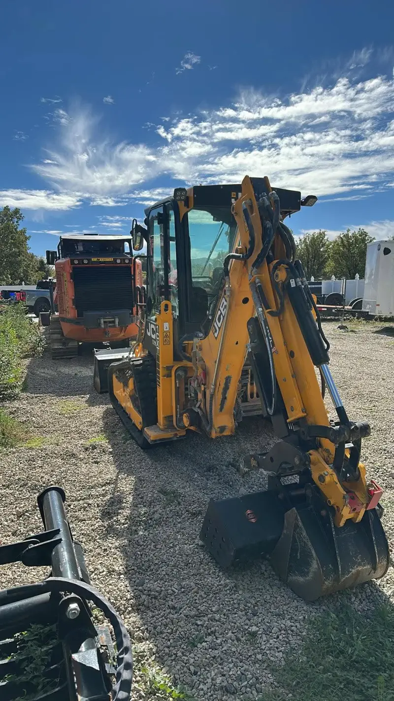2025 JCB 1CXT Pro Tracked Backhoe photo 10